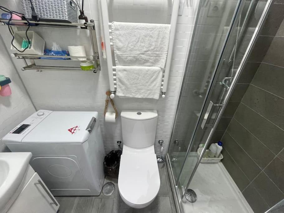 Acogedor Estudio D Junto A Metro Appartement Madrid Buitenkant foto